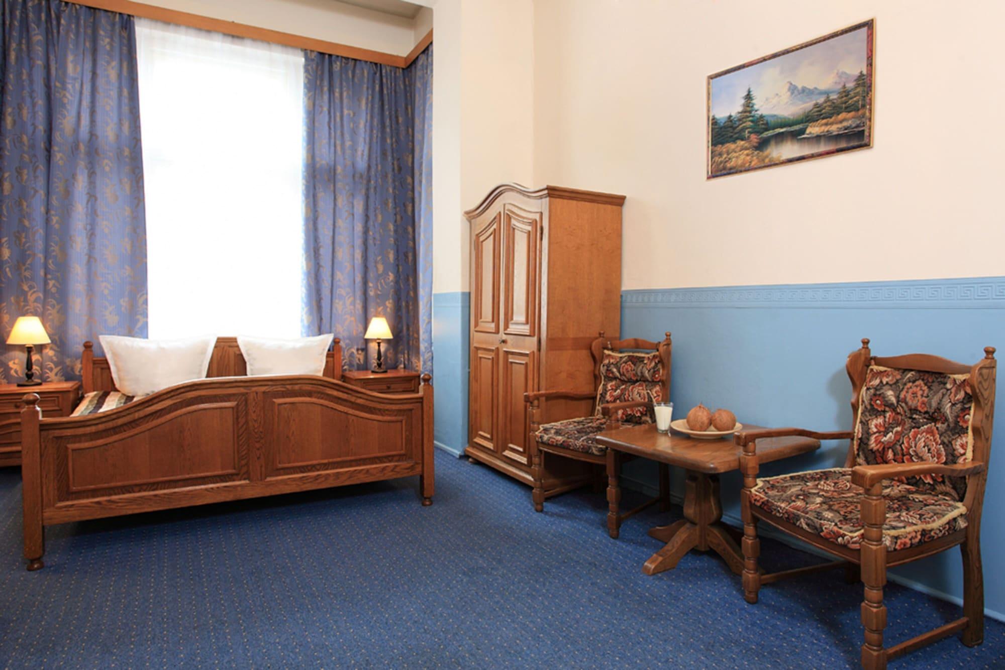 Hotel-Pension Cortina Berlin Luaran gambar
