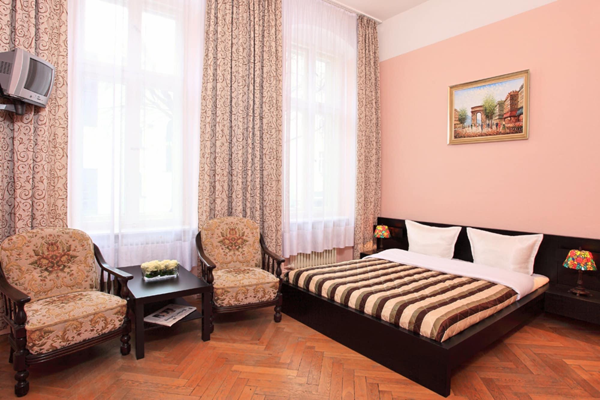 Hotel-Pension Cortina Berlin Luaran gambar