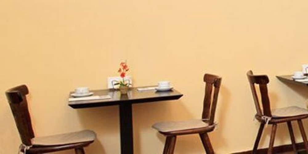 Hotel-Pension Cortina Berlin Luaran gambar