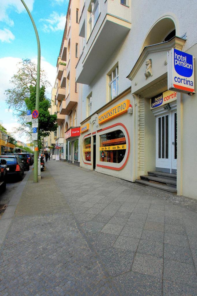 Hotel-Pension Cortina Berlin Luaran gambar